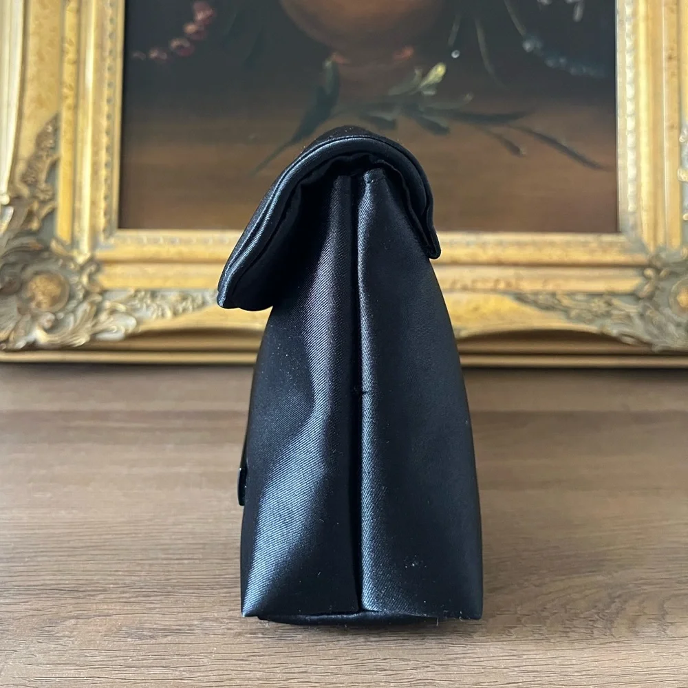 CHANEL Black Satin cosmetic parfume pouch